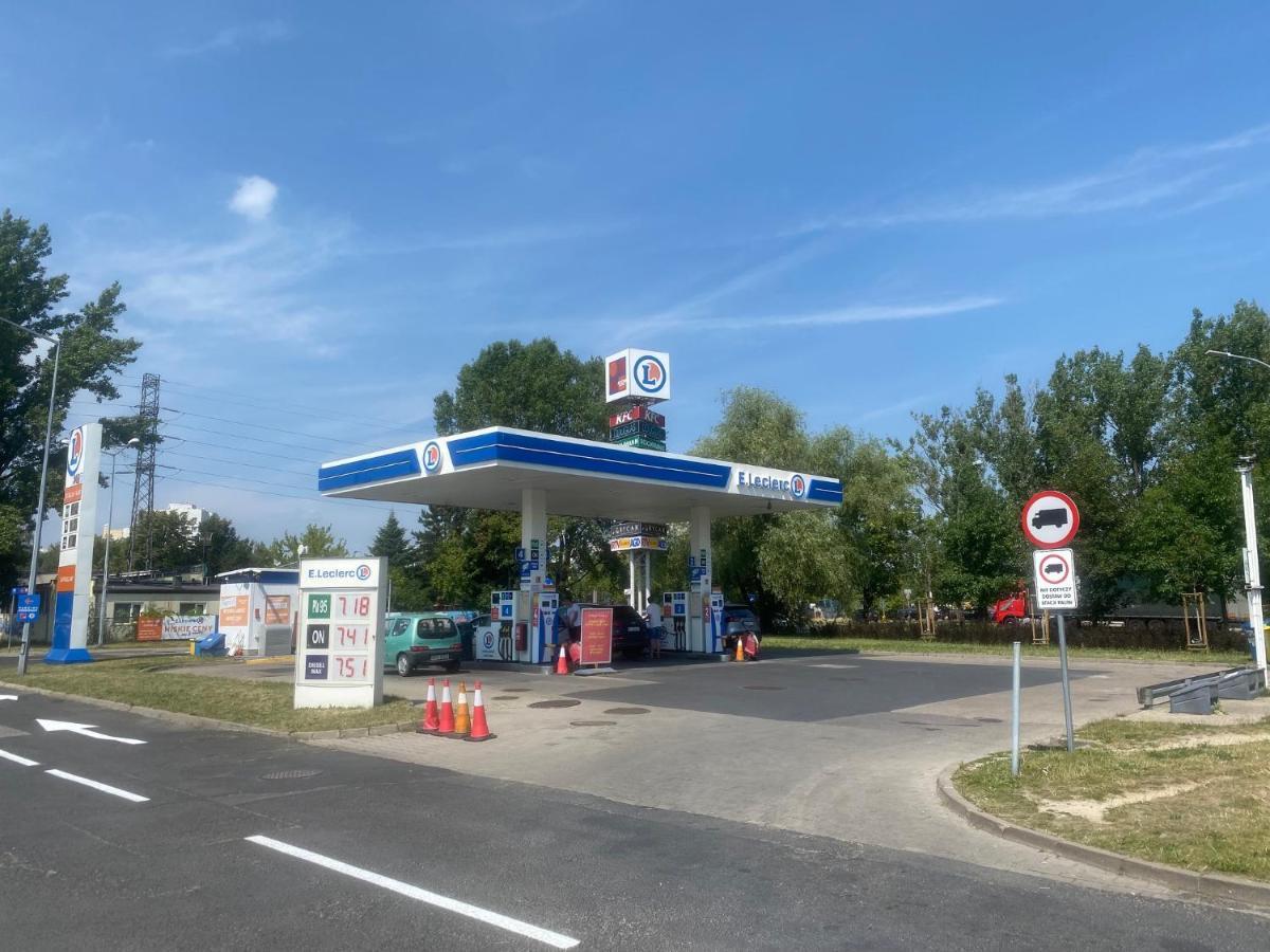 Pokoje Polinezyjska Warszawa Exteriör bild